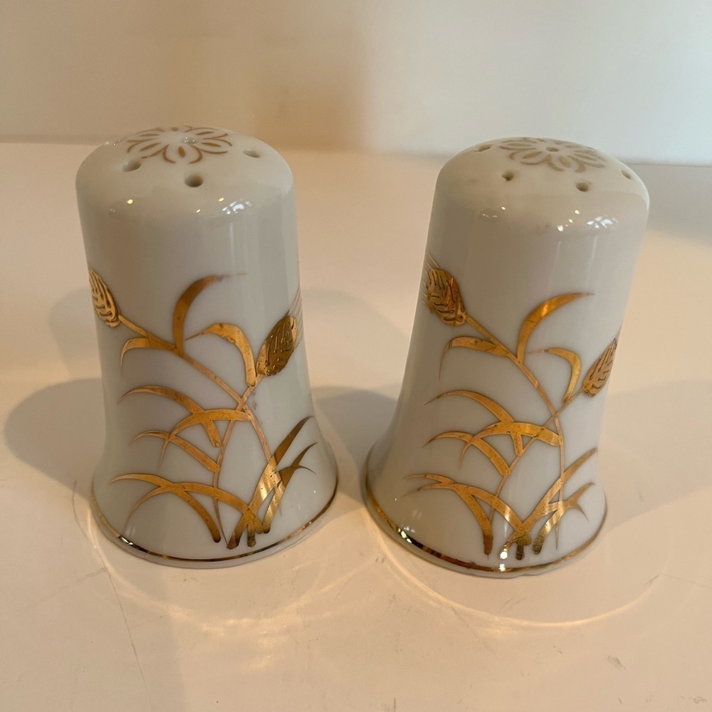 Vintage Lefton China Salt and Pepper Shakers